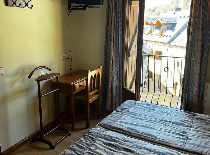 Casa Pelentos Sandinies Sandiniés