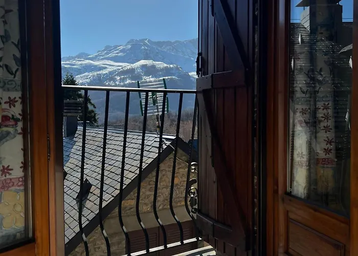 Casa Pelentos Sandinies *